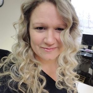 Meet your Posher, Nikki